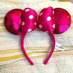Disney Parks BRIGHT PINK SEQUIN MINNIE MOUSE EARS